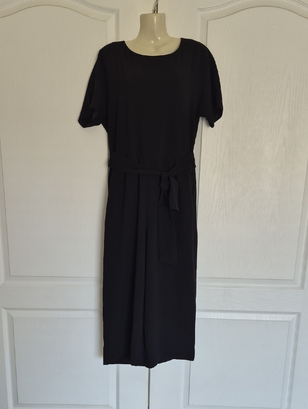 RW&CO. Black Open Back, Wide Leg Cropped Jumpsuit